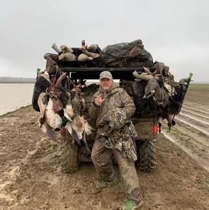 Meet your Posher, Wade